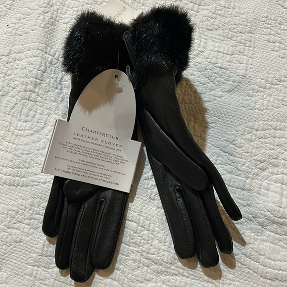 Charter Club Faux Leather Gloves Small. NWT - Picture 5 of 6